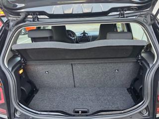 VOLKSWAGEN up! usata, con Park Distance Control