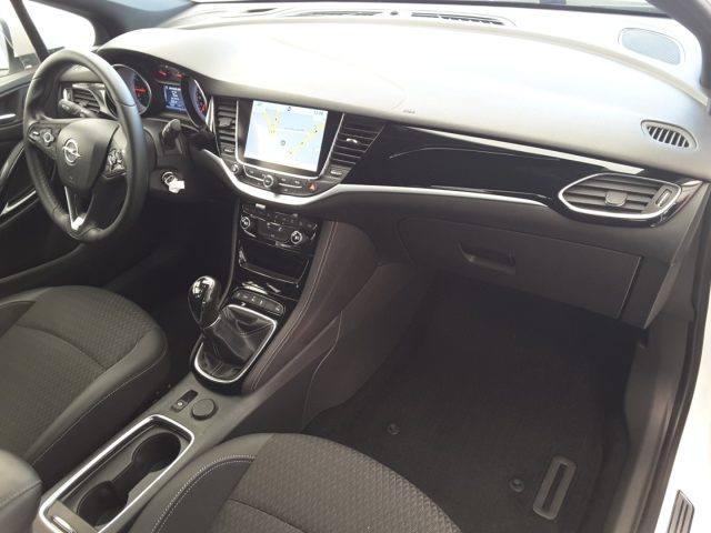 OPEL Astra usata, con Cruise Control