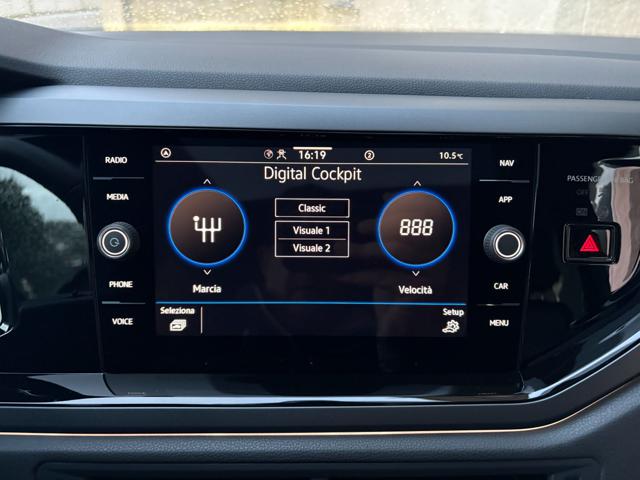 VOLKSWAGEN Taigo usata, con Leve al volante