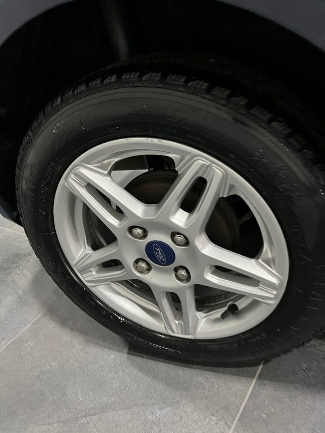 FORD Fiesta usata, con Controllo automatico clima