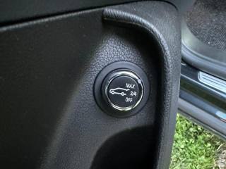 OPEL Insignia usata, con Autoradio