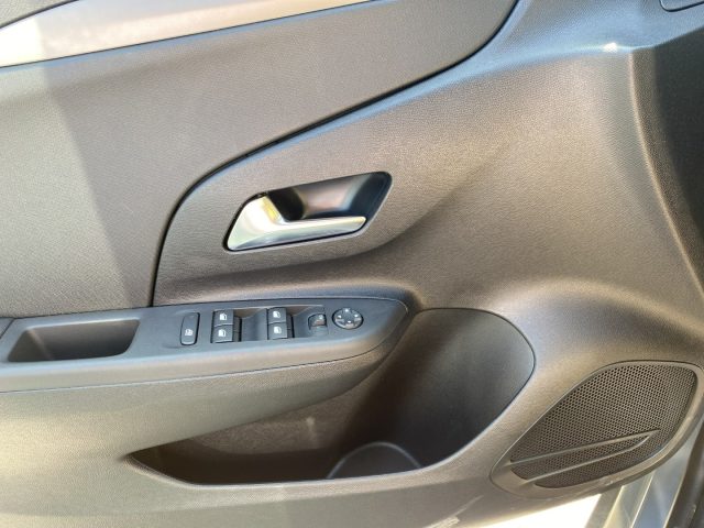 OPEL Corsa usata, con Sensore di luce