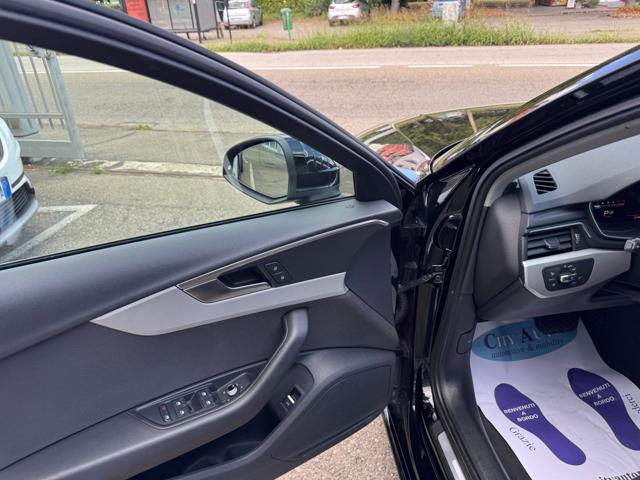AUDI A4 usata, con Autoradio