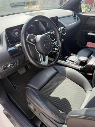 MERCEDES-BENZ B 180 usata, con Climatizzatore
