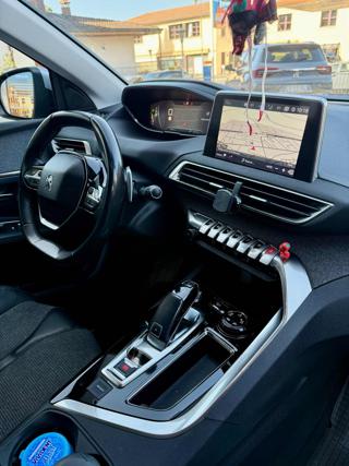 PEUGEOT 3008 usata, con Controllo automatico clima
