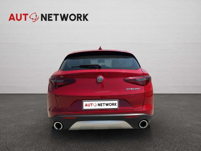 ALFA ROMEO Stelvio usata, con Autoradio