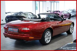 JAGUAR XK8 usata, con Cerchi in lega
