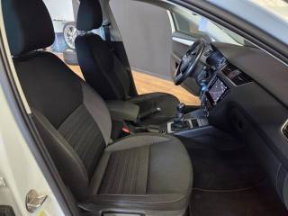 SKODA Octavia usata, con Bracciolo