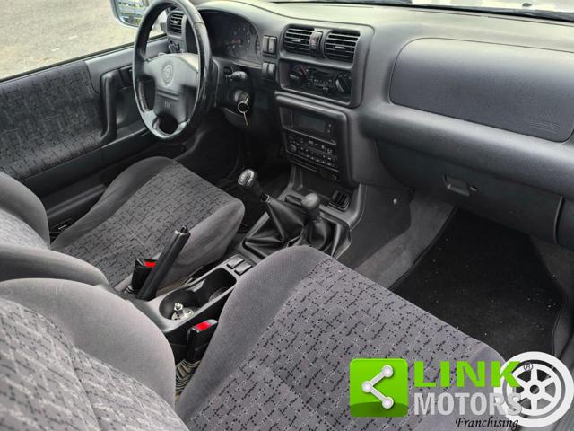 OPEL Frontera usata, con Autoradio