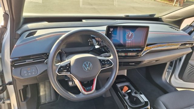 VOLKSWAGEN ID.5 usata, con ESP