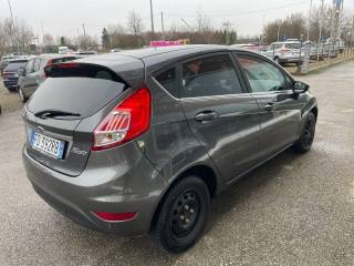 FORD Fiesta usata, con Autoradio