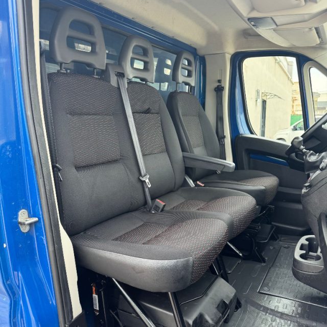 PEUGEOT usata 8
