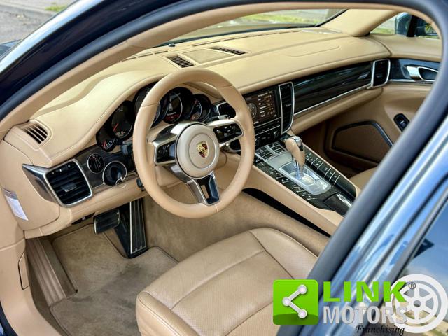 PORSCHE Panamera usata, con USB