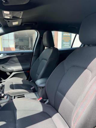 FORD Focus usata, con Sedile posteriore sdoppiato