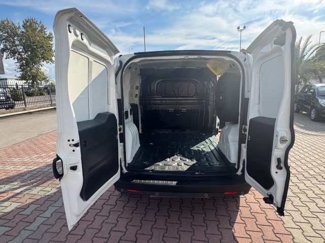 FIAT Doblo usata, con Volante multifunzione