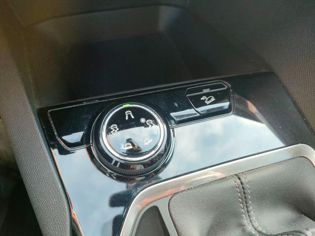 PEUGEOT 3008 usata, con Sistema di navigazione