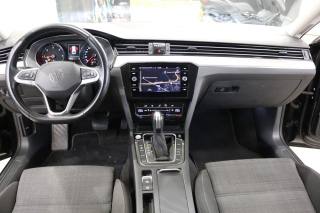 VOLKSWAGEN Passat Variant usata, con Cerchi in lega