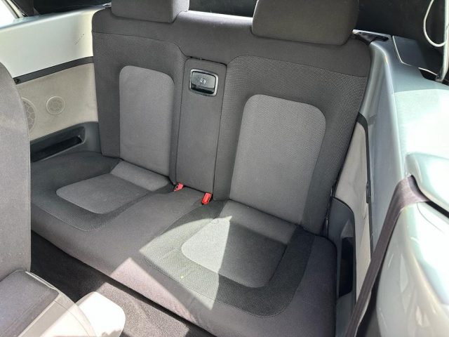 VOLKSWAGEN New Beetle usata, con Chiusura centralizzata