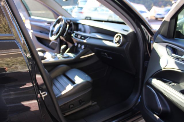 ALFA ROMEO Stelvio usata, con Interni in pelle