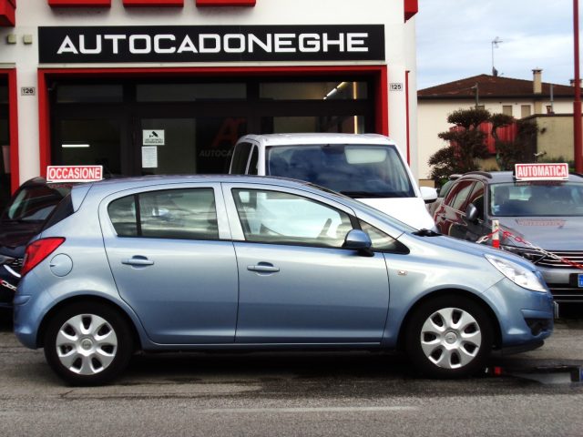 OPEL Corsa usata, con ABS