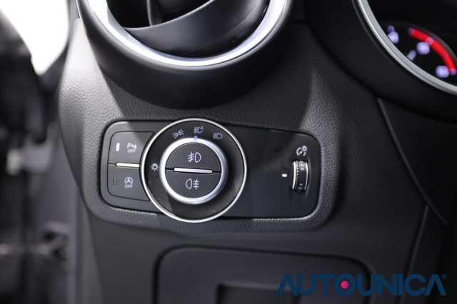 ALFA ROMEO Stelvio usata, con Portellone posteriore elettrico