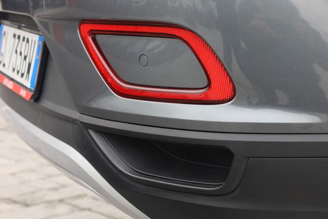 VOLKSWAGEN T-Roc usata, con Volante in pelle