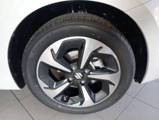 SUZUKI Swift usata, con Autoradio