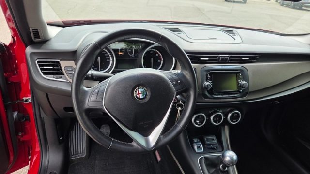 ALFA ROMEO Giulietta usata, con Vetri oscurati