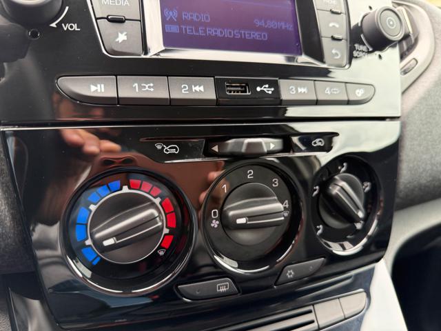 LANCIA Ypsilon usata 33