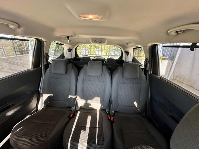 PEUGEOT 5008 usata, con Sensore di pioggia