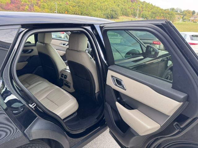 LAND ROVER Range Rover Velar usata, con Sistema di navigazione