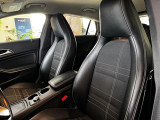 MERCEDES-BENZ CLA 220 usata, con Climatizzatore