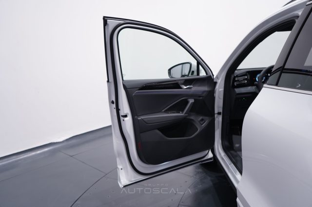 VOLKSWAGEN Tiguan usata, con Cerchi in lega