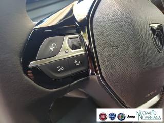 PEUGEOT 2008 usata, con Sedile posteriore sdoppiato