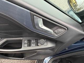 FORD Focus usata, con Servosterzo