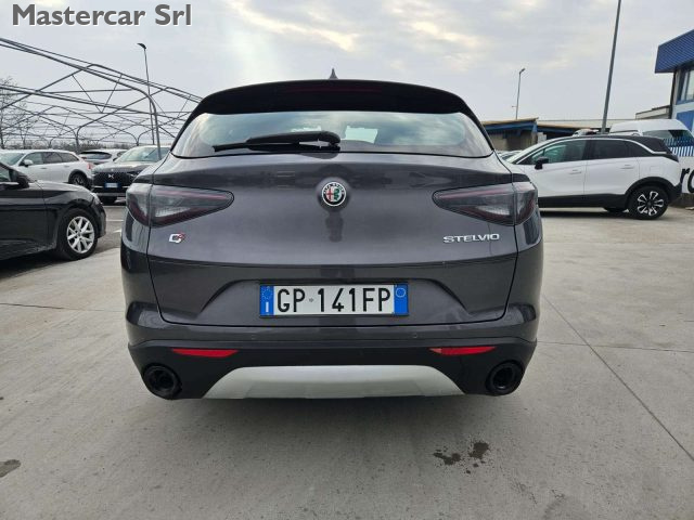 ALFA ROMEO Stelvio usata, con Chiusura centralizzata