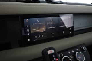 LAND ROVER Defender usata 15