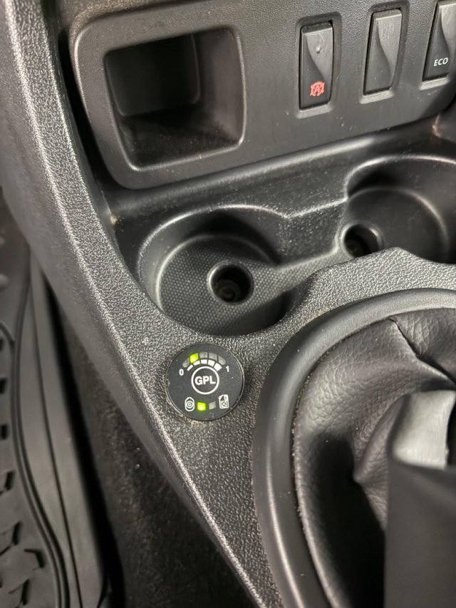 DACIA Duster usata, con Sistema di navigazione