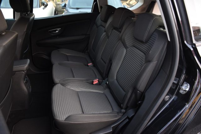 RENAULT Grand Scenic usata, con Boardcomputer