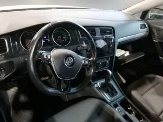 VOLKSWAGEN Golf Variant usata, con Autoradio