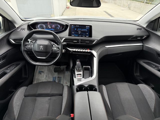 PEUGEOT 3008 usata, con Airbag testa