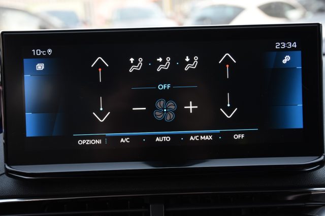 PEUGEOT 3008 usata, con Portellone posteriore elettrico