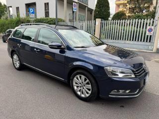 VOLKSWAGEN Passat usata, con Airbag