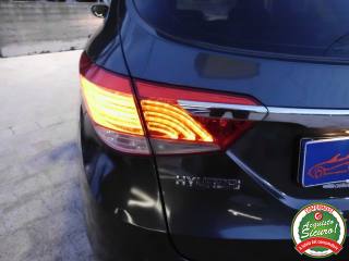 HYUNDAI i40 usata, con Sensori di parcheggio posteriori