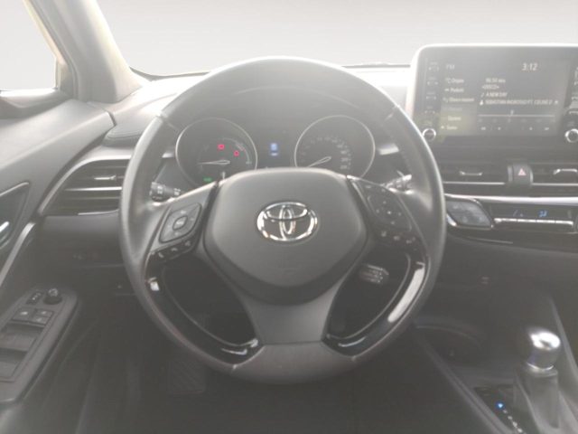 TOYOTA C-HR usata, con Sistema di navigazione