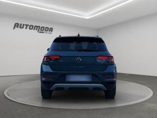 VOLKSWAGEN T-Roc usata, con Autoradio