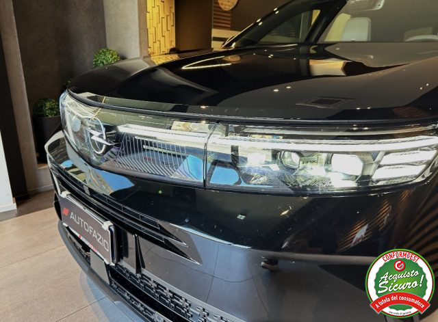OPEL Grandland usata, con Specchietti laterali elettrici