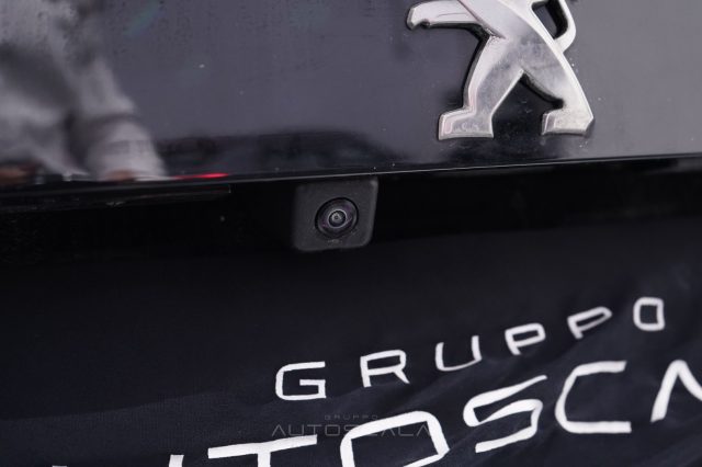 PEUGEOT 2008 usata, con Bluetooth