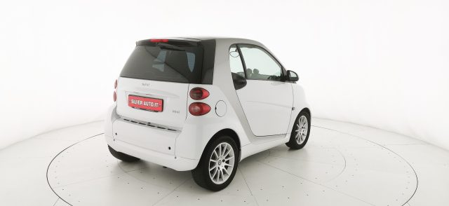 SMART ForTwo usata, con USB
