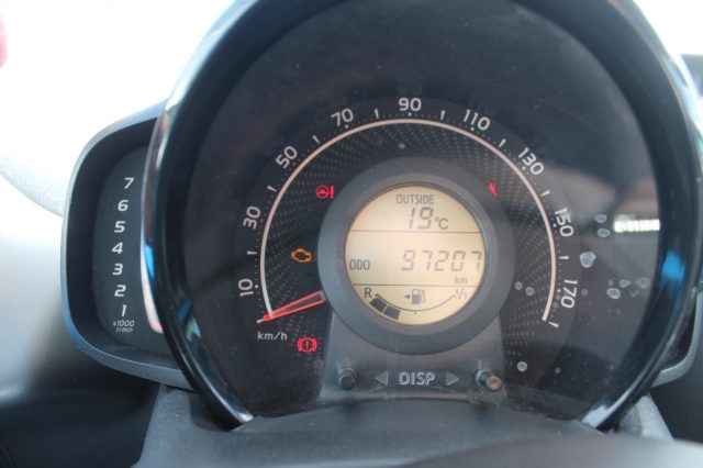 TOYOTA Aygo usata, con Specchietti laterali elettrici